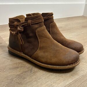 Born Tarkiln Brown Suede Distressed Ankle Boot Size 8